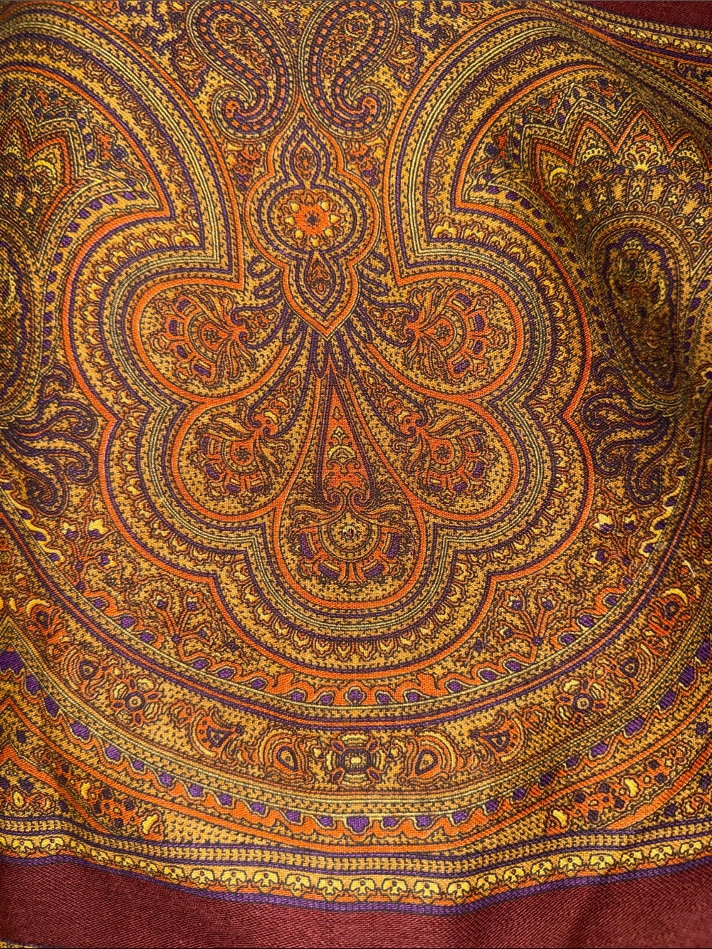 Very Large Scarf - Picture 4 of 4